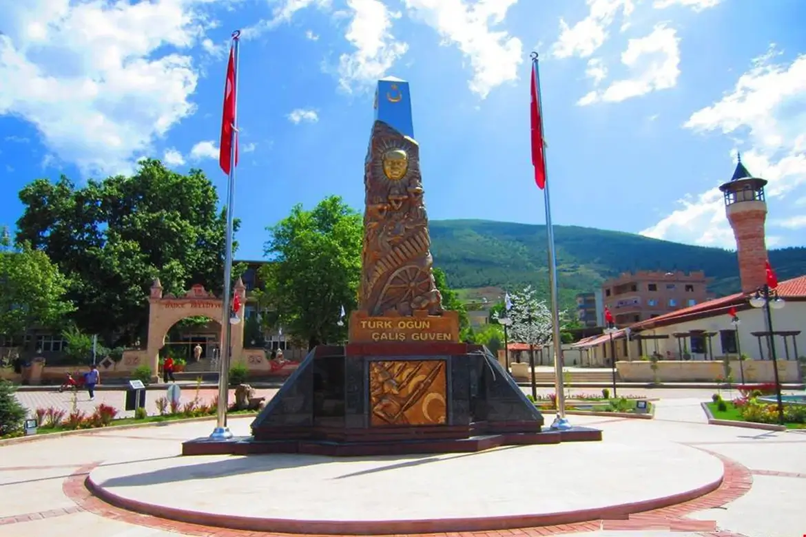 Osmaniye Bahçe ilçesi kışlık lastik kullanımı rehberi görseli